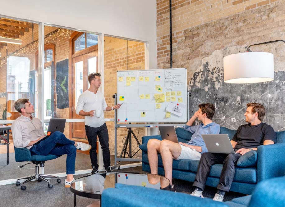 Team collaboration at AutoTechs